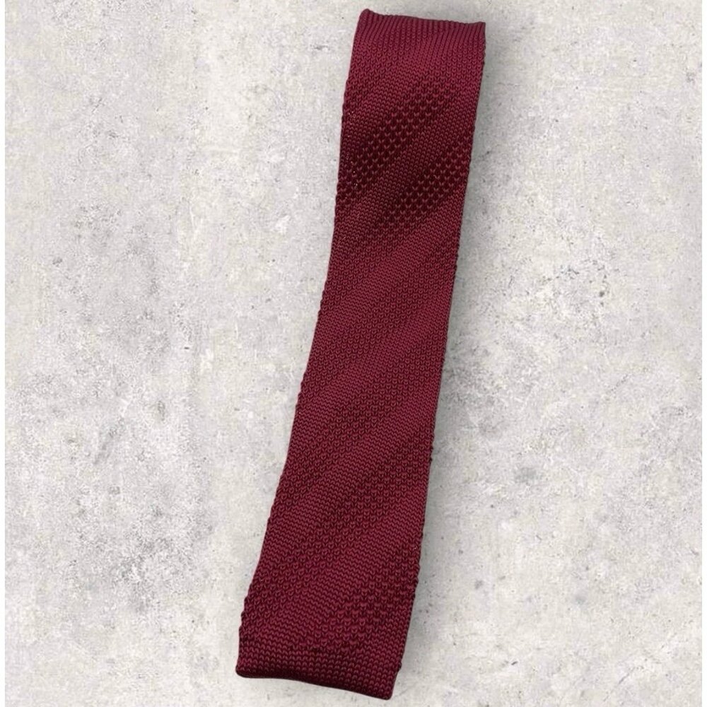 GIBSON Polyester Knit Tie Solid Burgundy Striped W:2 EUC